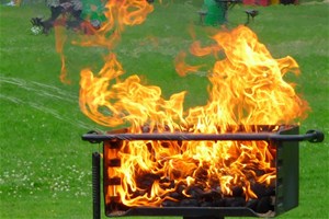 Barbecue au charbon de bois