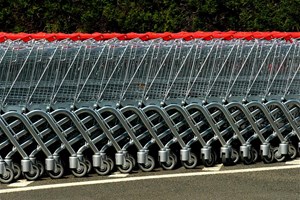 Chariots de la grande distribution