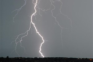 Eclair lors d'un violent orage