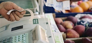 Gaspillage de papier : les tickets de caisse bientôt interdits ?