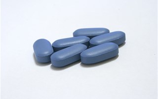 Médicaments bleus