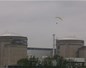 Un militant de Greenpeace survole et s'introduit dans la centrale nucléaire de Bugey