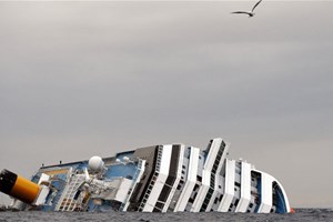 Pollution Costa Concordia