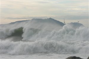 Tempête et vagues