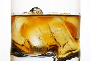Verre d'alcool fort