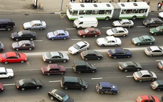 Embouteillage voitures pollution