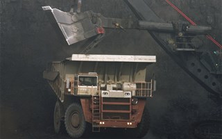 Sous pression, les banques françaises renoncent à financer les projets de mines de charbon en Australie